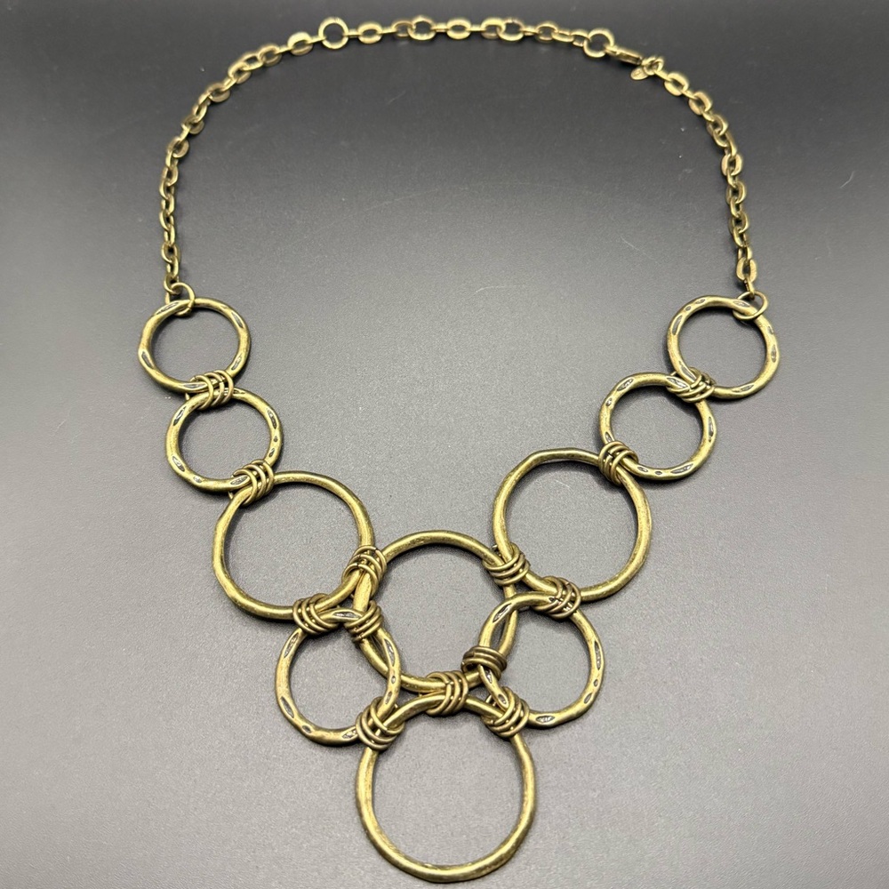 Premier Designs Jewelry “MADRID” Bib Style Necklace Circles